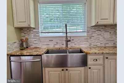 753 Beall Avenue, Rockville, MD 20850 - Photo 9