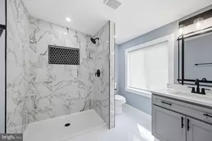 7001 Aspen Ave, Takoma Park, MD 20912 - Photo 11
