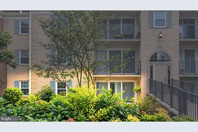 882 College Parkway #101, Rockville, MD 20850 - Photo 3