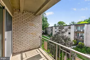 12207 Braxfield Ct, Rockville, MD 20852 - Photo 15