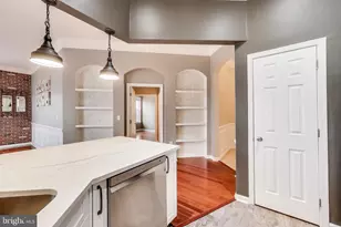 8 Granite Pl, Gaithersburg, MD 20878 - Photo 13