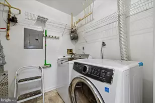 20404 Shore Harbour Dr, Germantown, MD 20874 - Photo 29