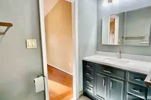 20140 Timber Oak Ln, Germantown, MD 20874 - Photo 9