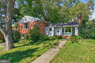 5005 Elsmere Pl, Bethesda, MD 20814 - Photo 1