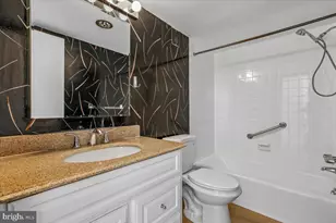 1121 University Blvd W, Silver Spring, MD 20902 - Photo 25