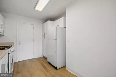 1121 University Boulevard W #1111-B, Silver Spring, MD 20902 - Photo 21
