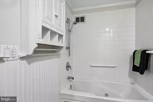 1002 Broadmore Cir, Silver Spring, MD 20904 - Photo 47