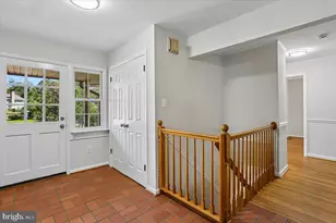 1002 Broadmore Cir, Silver Spring, MD 20904 - Photo 5