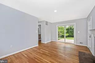 17501 Park Mill Dr, Rockville, MD 20855 - Photo 19