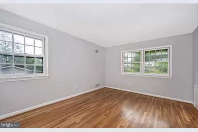 17501 Park Mill Drive, Rockville, MD 20855 - Photo 21
