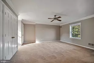 10917 Wickshire Way W, Rockville, MD 20852 - Photo 19
