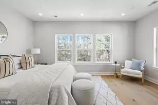10302 Grosvenor Pl, Rockville, MD 20852 - Photo 21