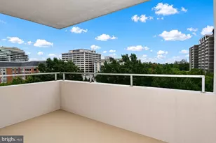 5500 Friendship Blvd, Chevy Chase, MD 20815 - Photo 5