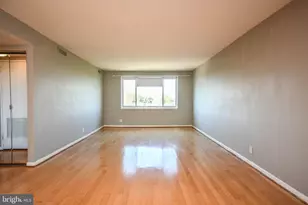 8315 N Brook Ln, Bethesda, MD 20814 - Photo 5