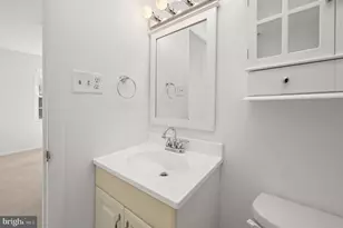 19542 Fisher Ave, Poolesville, MD 20837 - Photo 27