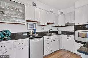 5901 Cromwell Dr, Bethesda, MD 20816 - Photo 13