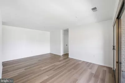 18501 Sweet Autumn Drive #302, Gaithersburg, MD 20879 - Photo 5