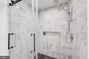 10926 Wickshire Way, Rockville, MD 20852 - Photo 23