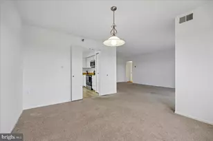 3310 N Leisure World Blvd, Silver Spring, MD 20906 - Photo 9