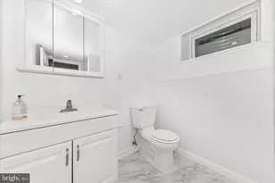 9504 Veirs Dr, Rockville, MD 20850 - Photo 41