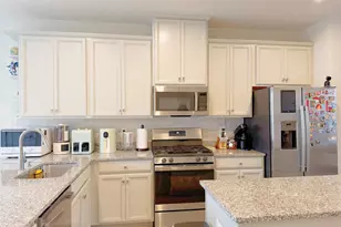 19536 Montgomery Village Ave, Montgomery Village, MD 20886 - Photo 19