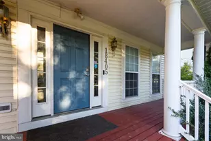 18405 Carved Stone Ct, Boyds, MD 20841 - Photo 3