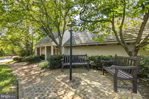 5700 Brewer House Cir, Rockville, MD 20852 - Photo 37