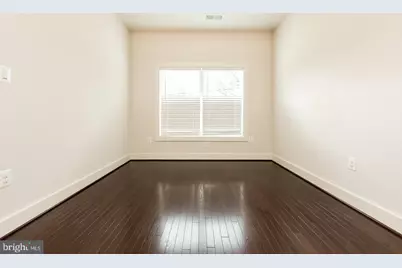 304 S Stonestreet Avenue, Rockville, MD 20850 - Photo 33