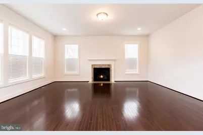 304 S Stonestreet Avenue, Rockville, MD 20850 - Photo 17