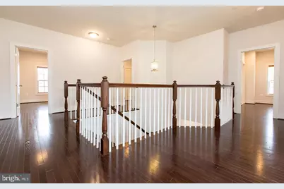 304 S Stonestreet Avenue, Rockville, MD 20850 - Photo 21
