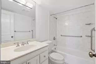 4620 N Park Ave, Chevy Chase, MD 20815 - Photo 19