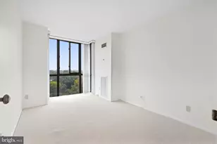 4620 N Park Ave, Chevy Chase, MD 20815 - Photo 17