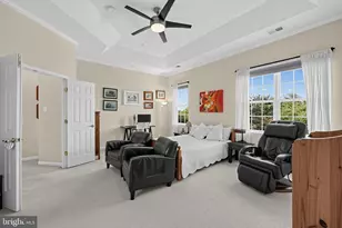 13652 Mills Farm Rd, Rockville, MD 20850 - Photo 17