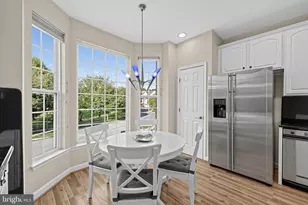 13652 Mills Farm Rd, Rockville, MD 20850 - Photo 15