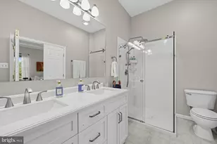 13652 Mills Farm Rd, Rockville, MD 20850 - Photo 21