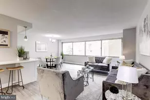4515 Willard Ave, Chevy Chase, MD 20815 - Photo 5