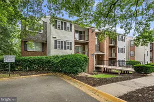 18328 Streamside Dr, Gaithersburg, MD 20879 - Photo 19