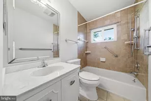 1009 Neal Dr, Rockville, MD 20850 - Photo 33