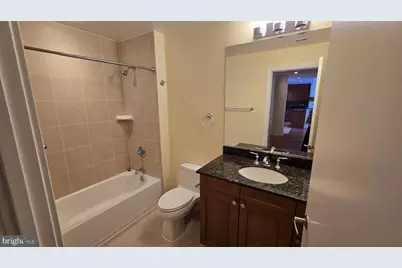 6820 Wisconsin Avenue #7007, Bethesda, MD 20815 - Photo 9
