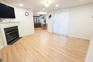 11808 Eton Manor Dr, Germantown, MD 20876 - Photo 5