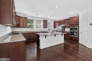 27 Fairbanks Dr, Gaithersburg, MD 20877 - Photo 9
