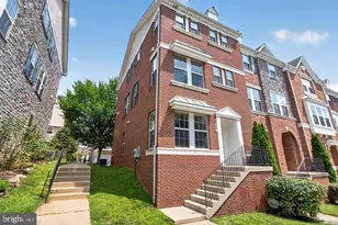 27 Fairbanks Dr, Gaithersburg, MD 20877 - Photo 1