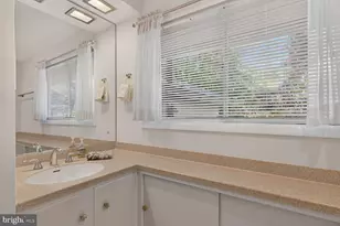 6601 Millwood Rd, Bethesda, MD 20817 - Photo 17