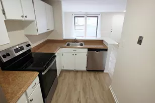 9441 Chadburn Pl, Gaithersburg, MD 20886 - Photo 11