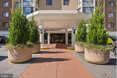15115 Interlachen Drive #3-225, Silver Spring, MD 20906 - Photo 3