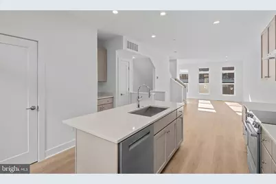 5608 Brookside Drive, Bethesda, MD 20815 - Photo 9