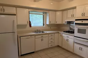 9220 Quintana Dr, Bethesda, MD 20817 - Photo 3