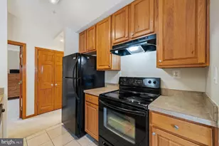 18512 Boysenberry Dr, Gaithersburg, MD 20879 - Photo 17
