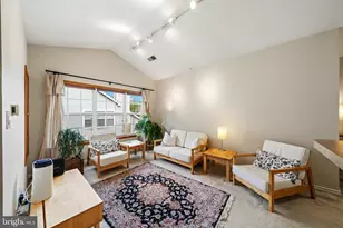 18512 Boysenberry Dr, Gaithersburg, MD 20879 - Photo 1