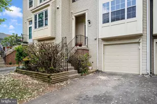 52 Cherry Bend Ct, Germantown, MD 20874 - Photo 3
